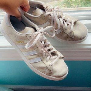 🔥ADIDAS tan sneakers